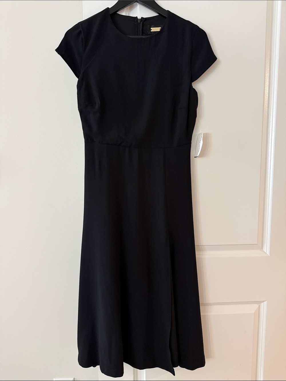 Alexia Admor Classic Black Cap-Sleeve Midi Dress with side slit